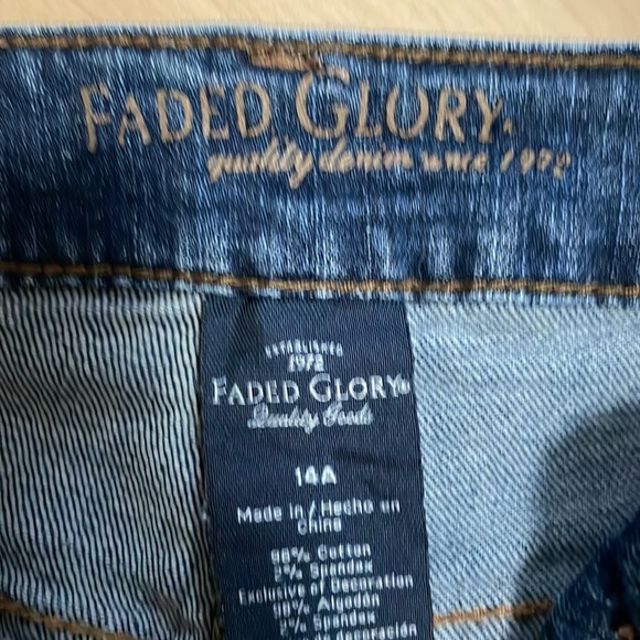 Women’s jeans size 14 - Picture 2 of 3